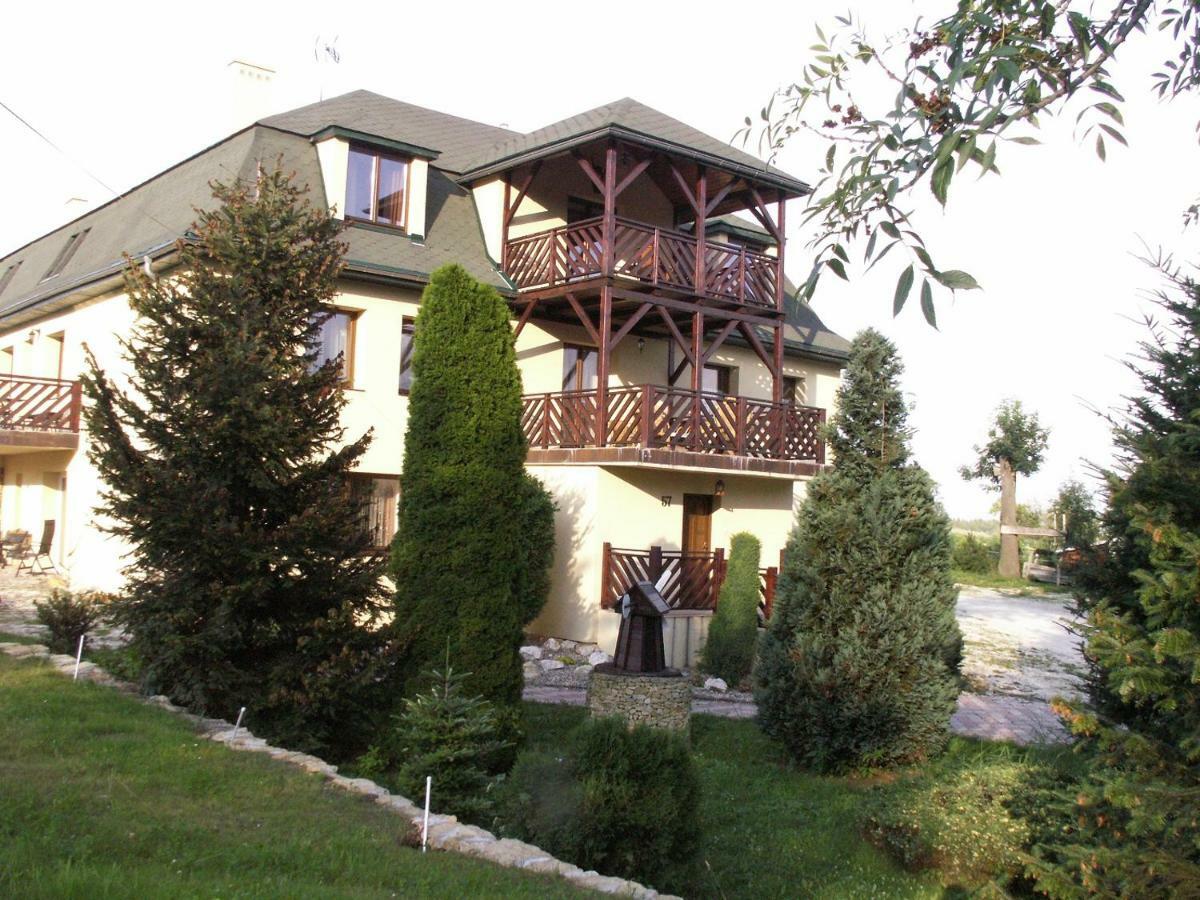 Agroturystyka Leszczynowy Dworek Ponikwa  外观 照片